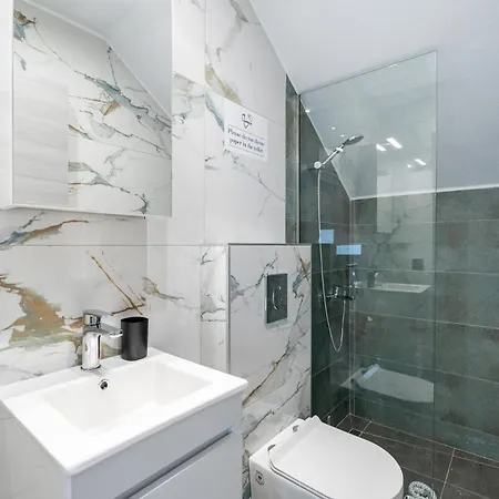 Emerald Island Residential Complex * Скала-Рахониу