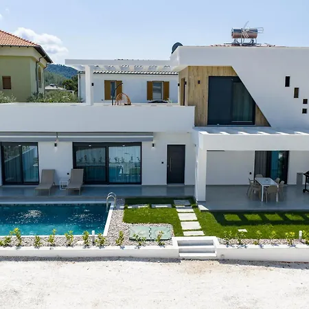 Emerald Island Residential Complex Апартаменты