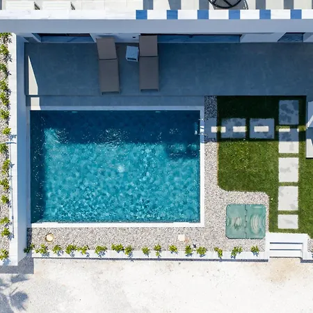 Emerald Island Residential Complex * Скала-Рахониу