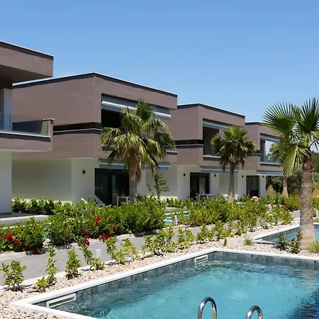 Emerald Island Residential Complex Апартамент